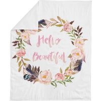 Hallo Schöne Baby Decke. Babydecke, Minky Mädchen Babydecke. Geschenk. Baby-Bettwäsche. Kinderzimmer Dekor. Swaddle-Decke von DotBoxed