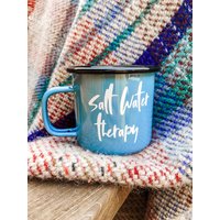 Salzwasser Therapie Emaille Becher Strand Leben Camping Reisebecher von DottieWombat