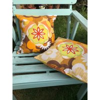 Handgemachtes Liebesherzkissen Aus Vintagestoffen von Dottysshop