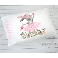 Ballerina Hase Personalisierter Kissenbezug/Personalisierte Kissenhülle Für Kinder von DoubleKMonograms