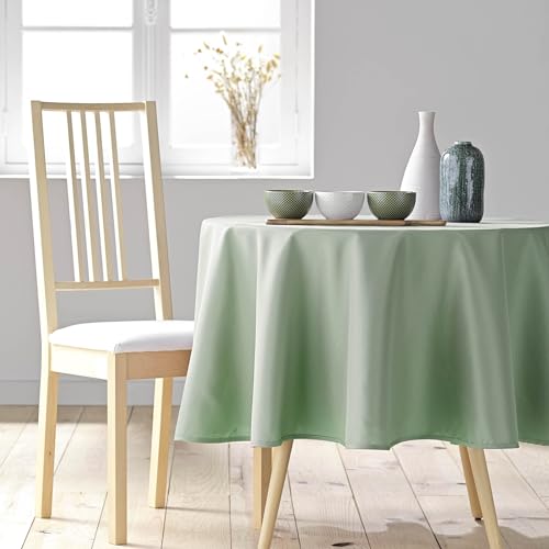 Douceur d'Intérieur, Tischdecke rund (Ø 180 cm) Essentiel Salbei, Polyester von Douceur d'Intérieur