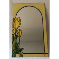 30 X 50 cm Gelbe Tulpe-Design-Hand Bemalt Spiegel von DouglasPayneDesigns