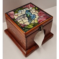 Kolibri Design Taschentücherbox von DouglasPayneDesigns