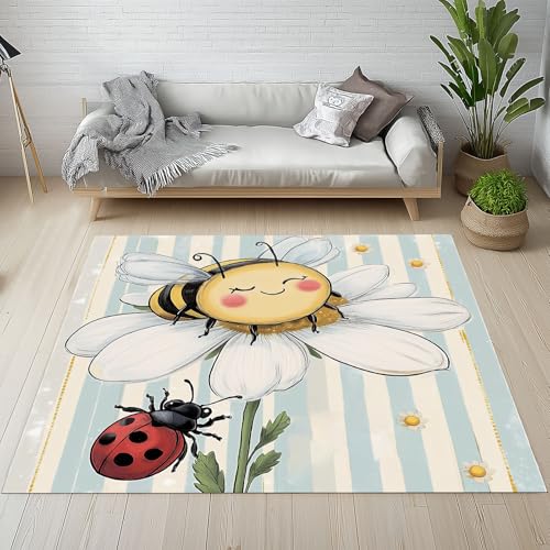 Dpvbffx Biene Marienkäfer Teppich Groß 200x290 cm, Insekten Gänseblümchen Waschbare Teppiche Antirutsch, Streifen Karikatur Nette Teppich Kurzflor Fur Wohnzimmer Schlafzimmer Kinderzimmer Bettvorleger Dpvbffx Biene Marienkäfer Teppich Groß 200x290 cm, Insekten Gänseblümchen Waschbare Teppiche Antirutsch, Streifen Karikatur Nette Teppich Kurzflor Fur Wohnzimmer Schlafzimmer Kinderzimmer Bettvorleger von Dpvbffx