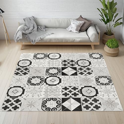 Dpvbffx Patchwork Fliesen Teppich Wohnzimmer Schlafzimmer, Retro Marokko Kurzflor Teppich 140x200 cm, Geometrisch Karo Bohemian Teppiche Antirutsch Weich Waschbare Teppiche Kinderzimmer Bettvorleger Dpvbffx Patchwork Fliesen Teppich Wohnzimmer Schlafzimmer, Retro Marokko Kurzflor Teppich 140x200 cm, Geometrisch Karo Bohemian Teppiche Antirutsch Weich Waschbare Teppiche Kinderzimmer Bettvorleger von Dpvbffx
