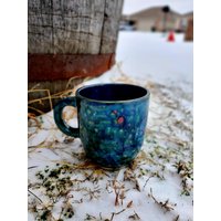 Monets Teich Pfau Große 16 Unzen Tasse, Extra Blaue Hand Glasiert, Keramiktasse, Teetasse, Kaffeetasse von DragonflyCorners