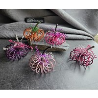 2Er Set Edle Mini - Kürbisse Aus Draht Vom Schmucklabel Drahtoria von Drahtoria