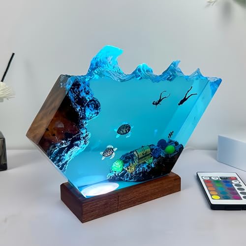 Drawelry 3D Epoxidharz Ozeanfigur Ornamente mit Holzsockel, LED Buntes Nachtlicht, Harz Ozean Tier Statue Hai Wale Pinguin Oktopus Figuren Skulptur Kunsthandwerk Mini Meere Aquarium Dekoration (B3, S) Drawelry 3D Epoxidharz Ozeanfigur Ornamente mit Holzsockel, LED Buntes Nachtlicht, Harz Ozean Tier Statue Hai Wale Pinguin Oktopus Figuren Skulptur Kunsthandwerk Mini Meere Aquarium Dekoration (B3, S) von Drawelry