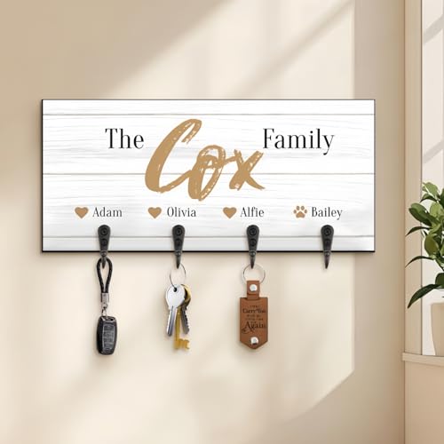 Drawelry Personalisiert Holz Schlüsselhalter mit Namen Gravur 4 Keys Hanger Haken Schlüsselbrett Flur Wand Deko Schlüsselhaken Schlüssel Halter Kreativität Geburtstag Geschenk für Familie Freunde (A1) von Drawelry