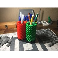 Spinning Bleistift/Stift Zahnputzbecher Ständer von Dream3DPrinting