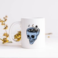 Astronauten Im Totenkopf Pool 11Oz Weiße Tasse, Emaille Tasse Rakete Astronaut Weltall Geschenkidee Retro Camping Vintage Kaffeetasse Comic Tassen von DreamBiGStudioShop