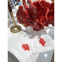 Set Von 6 Koralle Handbestickte Cocktailservietten, Hochzeitsservietten Set, Stoffservietten, Wiederverwendbare Leinen Cocktailservietten Set Von 6 Koralle Handbestickte Cocktailservietten, Hochzeitsservietten Set, Stoffservietten, Wiederverwendbare Leinen Cocktailservietten von DreamSpacesCo