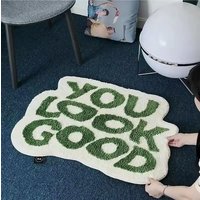 Handgefertigter Benutzerdefinierter Teppich L You Look Good Rug von DreamTeeLab