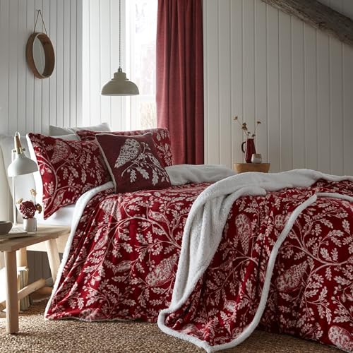 Dreams & Drapes Lodge – Woodland Owls – Fleece-Bettwäsche-Set – King-Size-Bett in Rot von Dreams & Drapes