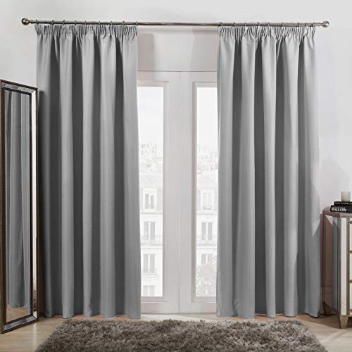 Dreamscene Verdunkelungsvorhänge mit Bleistiftfalten, Polyester/Verdunkelungsstoff, Silbergrau, B x L: 117 x 137 cm, CBLKSI301 von DREAMSCENE
