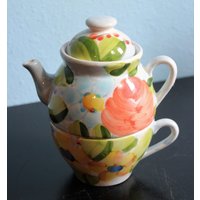 Momsday Sale 20 % Rabatt Auf Zartes Pastell-Blumendesign, Hergestellt in Italien „Tea For One", Stapelbare Teekanne Und Tasse von DreamsofYesterday