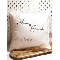 Kissenhülle Liebe Personalisiert | Personalisierte Kissen Mit Namen Und Datum Kissenhülle Liebe Personalisiert | Personalisierte Kissen Mit Namen Und Datum von DreamworkAD