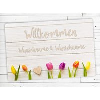 Fußmatte "Tulpe" Mit Ihrem Namen Oder Wunschtext Rutschfest | Waschbar Hochwertig Aussenbereich Schmutzfangmatte Türmatte von Dreckspatz