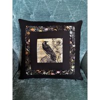 Patchwork Kissenhülle Kissen "Dohle, Mond Und Sterne" Gothic Vogel Rabe Krähe von DreiRabenCouture
