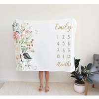 Floral Meilenstein Decke Mädchen Monatliche Wachstums Decke-Personalisierte Baby Mit Goldenen Akzenten-Babypartygeschenk Foto Requisite von DressedBoxes