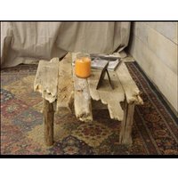 Handgefertigter Rustikaler Treibholz-Couchtisch Mit Bauernhaus-Charme Und Robuster Konstruktion | 36 "x 24" von DriftwoodTreasures