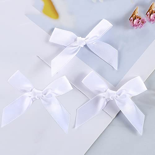 100 Stück 6x6.5cm Satinband Schleifen,Satin Band Deko Schleifen Fertigschleife Geschenkschleifen für DIY Handwerk Hochzeit Weihnachten Valentinstag Deko Karte Herstellung von Verzierungen,Weiß von Duories