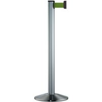 Personen-Leitsystem Extend, Ständer satiniert, Gurtfarbe grün von Via Guide®