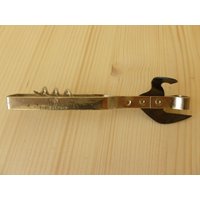 Multifunktionale Öffner Plum Flower - Vintage Küchenutensilien. Hergestellt in Hong Kong Multifunktionale Öffner Plum Flower - Vintage Küchenutensilien. Hergestellt in Hong Kong von DustRoad