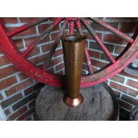 Vintage Arts & Crafts Gehämmerte Kupfer Vase - Anfang 1900 Von Dustymillerantiques von DustyMillerAntiques