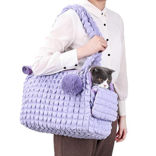 Duuclume Weiche Tragetaschen für Katzen, modische Luftpolstertasche, Gesteppte Handtasche mit flauschigem Ball und belüfteten Netz-Reißverschlüssen für 5 kg Welpen / 6,8 kg Katzen Duuclume Weiche Tragetaschen für Katzen, modische Luftpolstertasche, Gesteppte Handtasche mit flauschigem Ball und belüfteten Netz-Reißverschlüssen für 5 kg Welpen / 6,8 kg Katzen von Duuclume