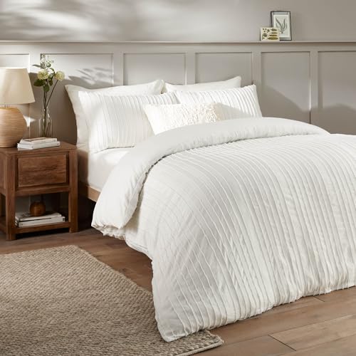 Duvet Day Harrison Stripe Bettbezug-Set – Minimalistisches getuftetes Design mit weichem Stoff und pflegeleichter Oberfläche (Weiß – Einzelbett) von Duvet Day