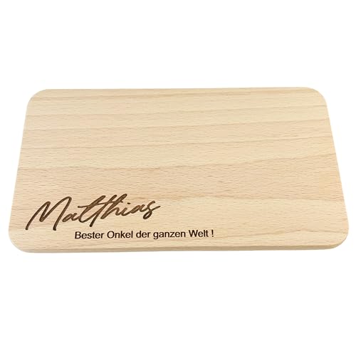 DwieDeko - Frühstücksbrettchen personalisiert mit Namen + Bester Onkel der Welt - Geschenk zum Geburtstag - Holz Schneidebrett mit Gravur - Geburtstagsgeschenk Jausenbrett DwieDeko - Frühstücksbrettchen personalisiert mit Namen + Bester Onkel der Welt - Geschenk zum Geburtstag - Holz Schneidebrett mit Gravur - Geburtstagsgeschenk Jausenbrett von DwieDeko