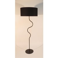 Handgemachte Stehlampe Mit Trommellampenschirm Aus Metall Und Stoff, Verschiedene Farben Der Lampenschirme, Gebogene Formen, Mäanderförmig Geformt von DyankoffDecor