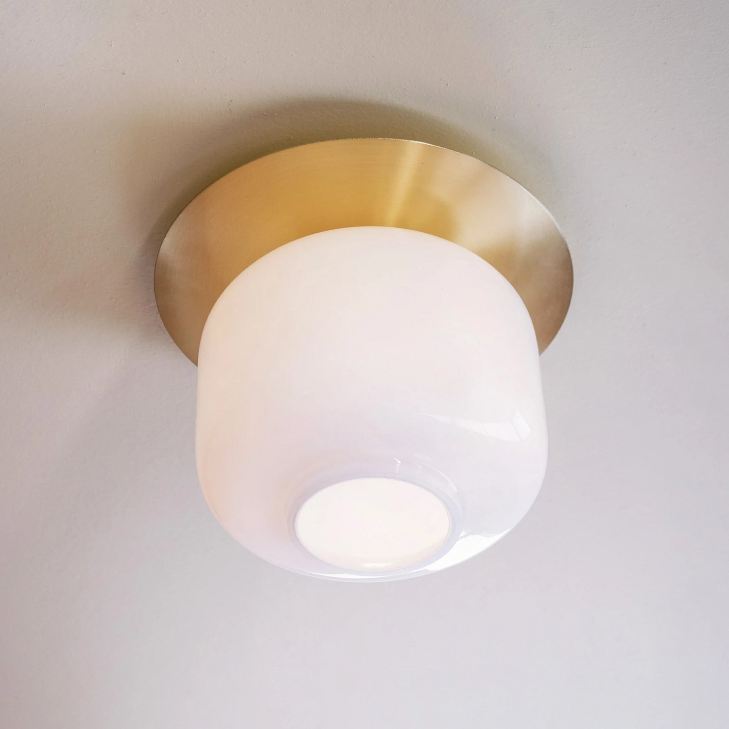 Dyberg Larsen Deckenlampe Arp Messingfarben ø 25 Cm Deckenleuchte Lampe Leuchte B-Ware Dyberg Larsen Deckenlampe Arp Messingfarben ø 25 Cm Deckenleuchte Lampe Leuchte B-Ware von Dyberg Larsen