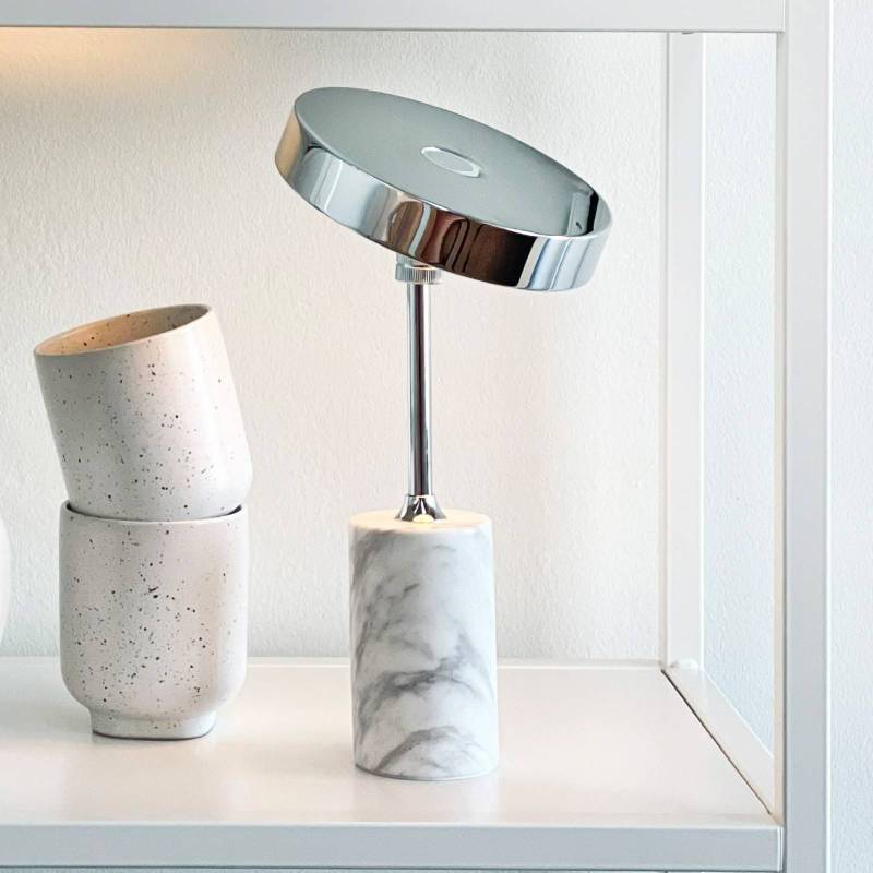 Dyberg Larsen LED-Akku-Tischlampe Starlight, chrom/weiß von Dyberg Larsen