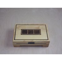 Esche Box Intarsiert Mit Wenge, Wanut & Ahorn 12''x8''x3 1/2'' Handgefertigte Andenken Uhrenbox Teedose von DynamiteBoxes
