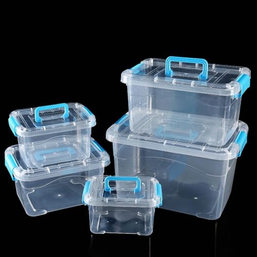 Transparente Aufbewahrungsbox aus verdicktem Kunststoff mit Deckel und ergonomischem Griff, entworfen für den Heimgebrauch, um Spielzeug, Kleidung und Snacks effizient aufzubewahren (M) von DystopiaWorld