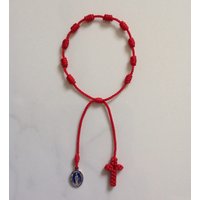 Rosario Und Decenario Rojo Pulseras Elegantes Pulsera Der Berühmtheit Mit Platafarbener Medaille Rosario Und Decenario Rojo Pulseras Elegantes Pulsera Der Berühmtheit Mit Platafarbener Medaille von EAARTSINC
