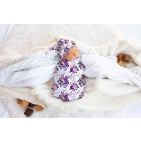 Lila Schmetterling Swaddle Decke - Baby Mädchen Kinderzimmer Geschenk Blumen von EBCGiftShop
