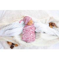 Pink Camo Swaddle Decke - Baby Mädchen Nursery Newborn Individueller von EBCGiftShop