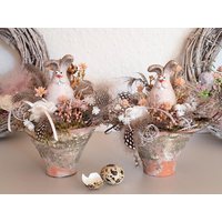 Süsses Ostergesteck Mit Hase-Tischgesteck-Landhaus-Osterhase-Osterkranz-Frühlingsdeko-Deko OsternFrühlingsgesteck-Hase Keramik-Geschenk Süsses Ostergesteck Mit Hase-Tischgesteck-Landhaus-Osterhase-Osterkranz-Frühlingsdeko-Deko OsternFrühlingsgesteck-Hase Keramik-Geschenk von EBmomente