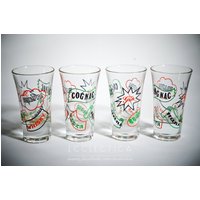 Kitsch Set X 4 Retro 70Er Jahre Feines Glas Likör Schnapsgläser Mit Spirituosenmotiven Kitsch Set X 4 Retro 70Er Jahre Feines Glas Likör Schnapsgläser Mit Spirituosenmotiven von ECCLECCTICA