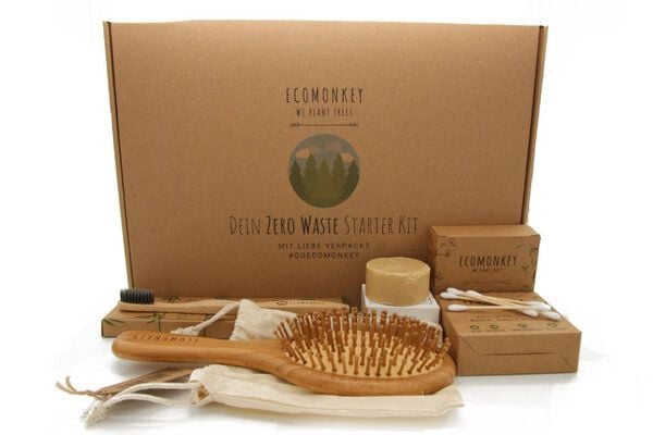 ECOMONKEY ZERO WASTE STARTER KIT MIT BAMBUS HAARBÜRSTE | DAS PERFEKTE GESCHENK-SET FÜR EIN NACHHALTIGES & PLASTIKFREIES BAD ECOMONKEY ZERO WASTE STARTER KIT MIT BAMBUS HAARBÜRSTE | DAS PERFEKTE GESCHENK-SET FÜR EIN NACHHALTIGES & PLASTIKFREIES BAD von ECOMONKEY