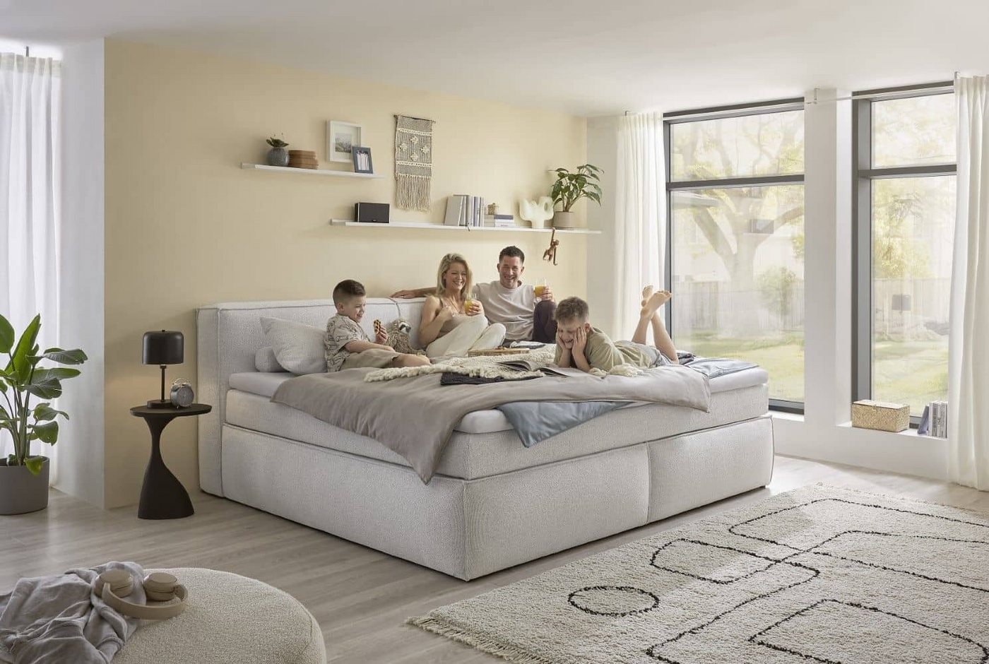 ED EXCITING DESIGN Boxspringbett Sandon 180x200 / 240x200 - Familienbett Pixie (Komplettbett inkl. Matratze und Topper, Bett inkl. Matratze & Topper), Wählbar in 180x200/240x200 cm, Duo-Matratze, H3/H4, 70 cm Höhe von ED EXCITING DESIGN