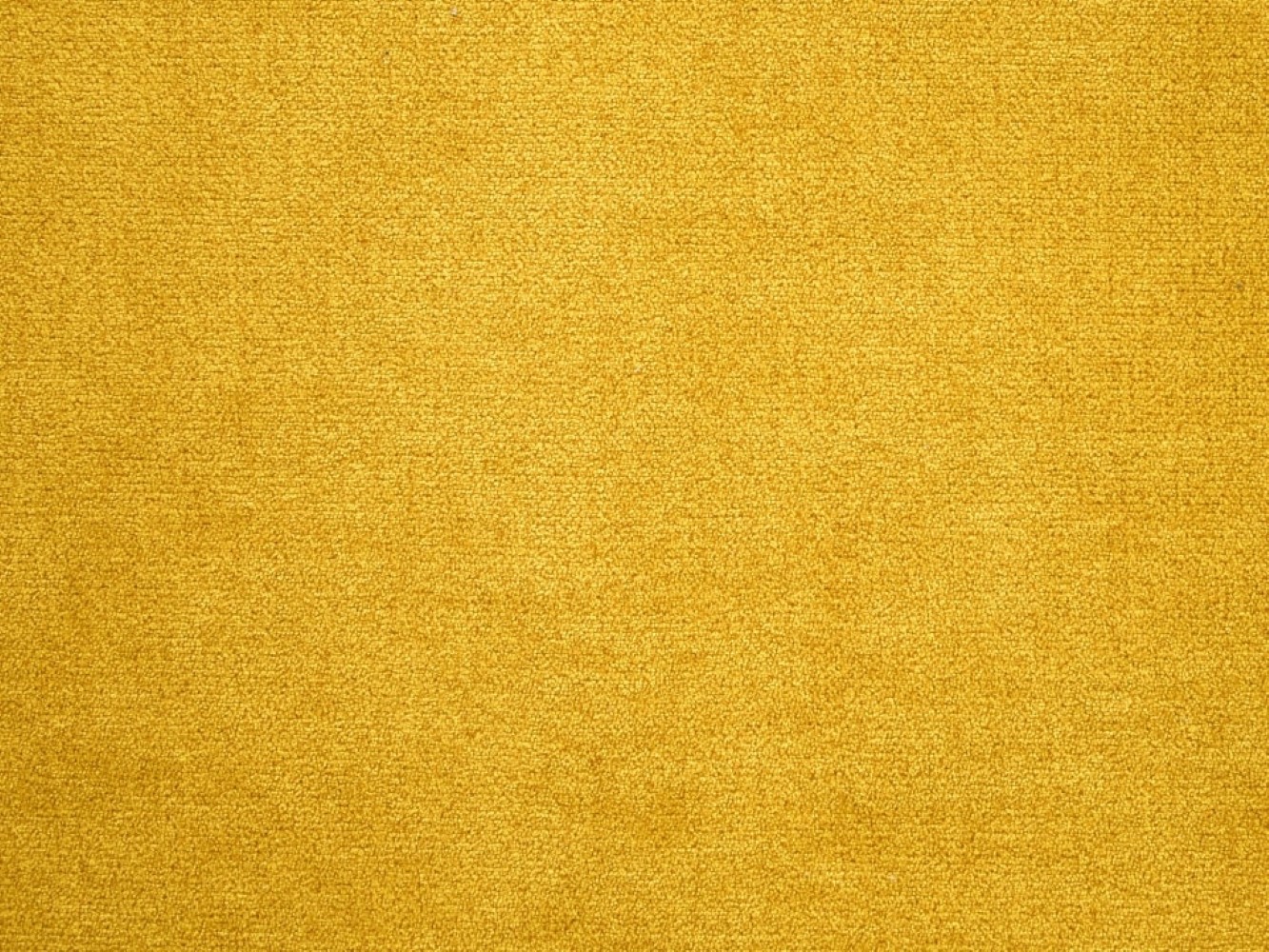 Entdecken Sie zeitlose Eleganz: Das Nalo Schlafsofa von ED Exciting Design mit verstellbaren Armlehnen und Bettkasten von ED Exciting Design