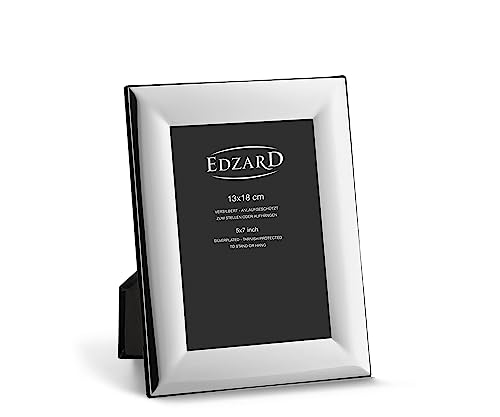 EDZARD Bilderrahmen Gela für Foto 13 x 18 cm, edel versilbert, anlaufgeschützt, Samtrücken, 2 Aufhänger, Fotorahmen zum Stellen oder Hängen von EDZARD
