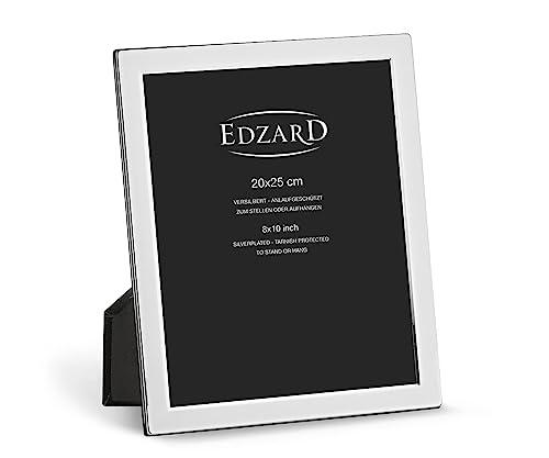 EDZARD Bilderrahmen Salerno für Foto 20 x 25 cm, edel versilbert, anlaufgeschützt, mit Samtrücken, inkl. 2 Aufhängern, Fotorahmen zum Stellen und Hängen EDZARD Bilderrahmen Salerno für Foto 20 x 25 cm, edel versilbert, anlaufgeschützt, mit Samtrücken, inkl. 2 Aufhängern, Fotorahmen zum Stellen und Hängen von EDZARD