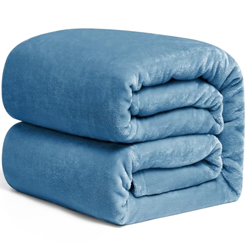 EHEYCIGA Kuscheldecke flauschig, weiche warme Fleecedecke 130x165 als Decke Sofa, Wohndecke oder Couchdecke überwurf, Hellblau von EHEYCIGA