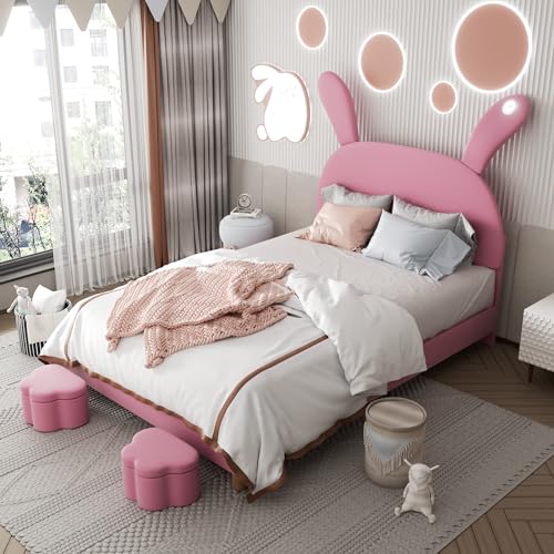 EINHOM Polsterbett 140x200 cm, Kinderbett mit-LED-Nachttischbeleuchtung mit Ausklappbare Hasenohren, mit Zwei Aufbewahrungshockern, Höhenverstellbares Kopfteil, Jugendbett, Samt, Rosa (Ohne Matratze) EINHOM Polsterbett 140x200 cm, Kinderbett mit-LED-Nachttischbeleuchtung mit Ausklappbare Hasenohren, mit Zwei Aufbewahrungshockern, Höhenverstellbares Kopfteil, Jugendbett, Samt, Rosa (Ohne Matratze) von EINHOM