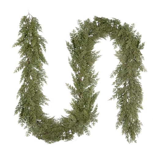 EKJANEPE Weihnachtsgirlande, 1.8M/6FT Norfolk-Kiefer Girlande Weihnachten, Künstliche Weihnachtsgirlande Lange Faux Greenery Girlande für Urlaub, Kamin, Mantel, Fenster, Treppe, Außendekoration EKJANEPE Weihnachtsgirlande, 1.8M/6FT Norfolk-Kiefer Girlande Weihnachten, Künstliche Weihnachtsgirlande Lange Faux Greenery Girlande für Urlaub, Kamin, Mantel, Fenster, Treppe, Außendekoration von EKJANEPE